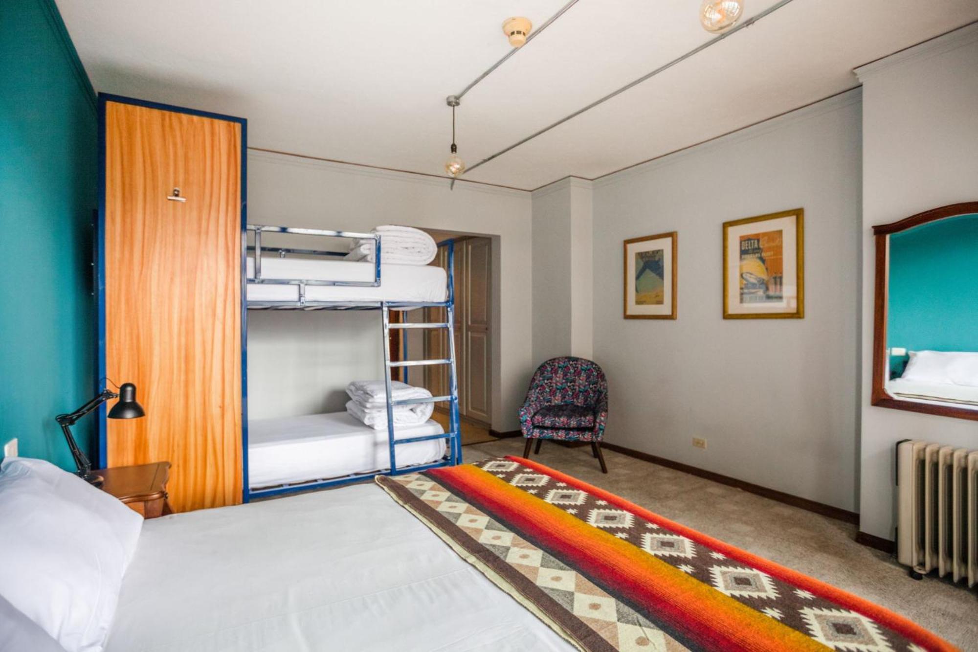 Socialtel Quito Hotel Eksteriør billede
