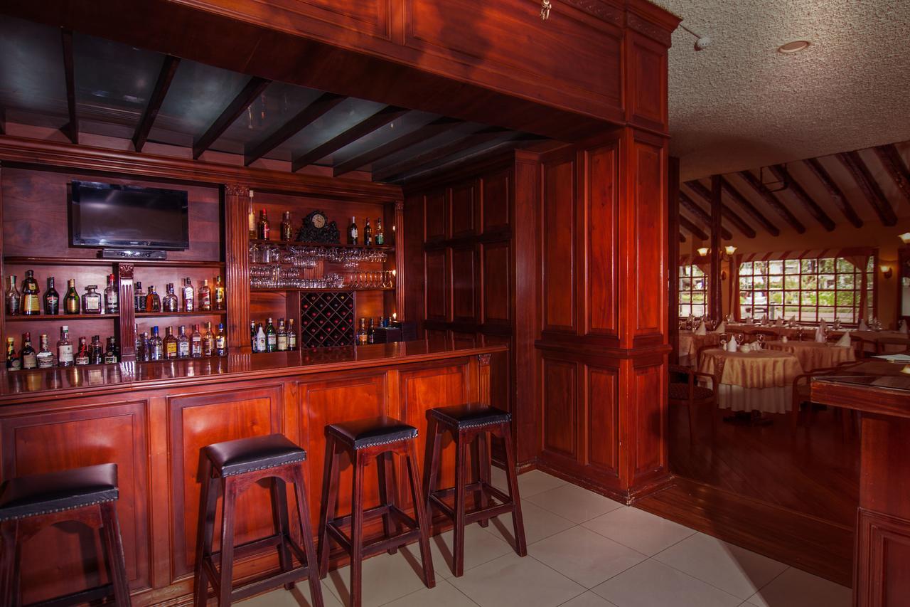 Socialtel Quito Hotel Eksteriør billede