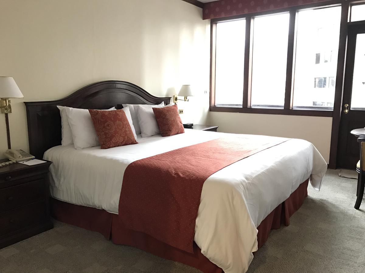 Socialtel Quito Hotel Eksteriør billede